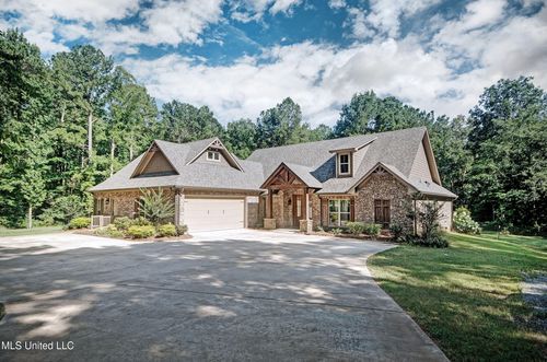 2072 Quail Hl, Brandon, MS, 39042-7422 | Card Image