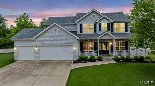 102 Riparian Dr, Dardenne Prairie, MO, 63368-7563 | Card Image