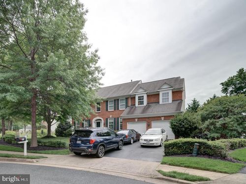 1805 Efty Ct, WOODBRIDGE, VA, 22191-4509 | Card Image