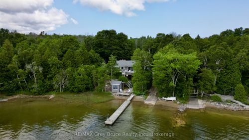 340 Barneys Blvd, Miller Lake, ON, N0H1Z0 | Card Image