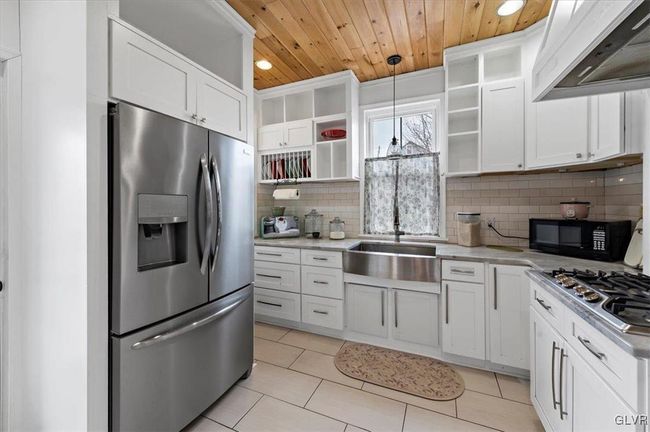 630 Lehigh St, House other with 3 bedrooms, 1 bathrooms and null parking in Jim Thorpe PA | Image 12