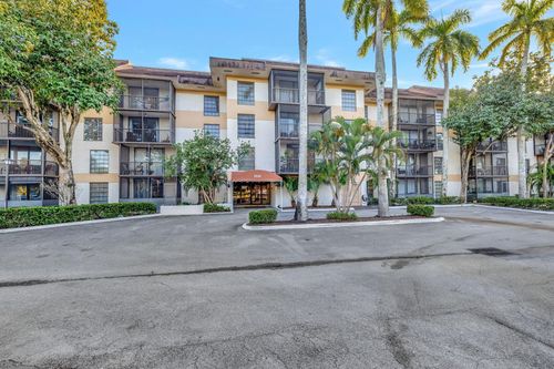 apt-410-5530 Nw 44th St, Lauderhill, FL, 33319-9103 | Card Image