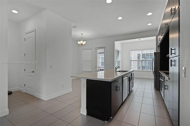 533 - 533 Lanark Ct, Townhouse with 4 bedrooms, 4 bathrooms and null parking in Orlando FL | Image 14