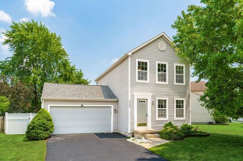 3300 Bellowind Dr, Reynoldsburg, OH, 43068-6018 | Card Image