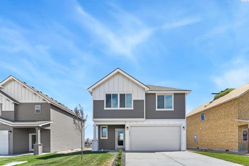 721 Honeylicious St, Richland, WA, 99352-5611 | Card Image