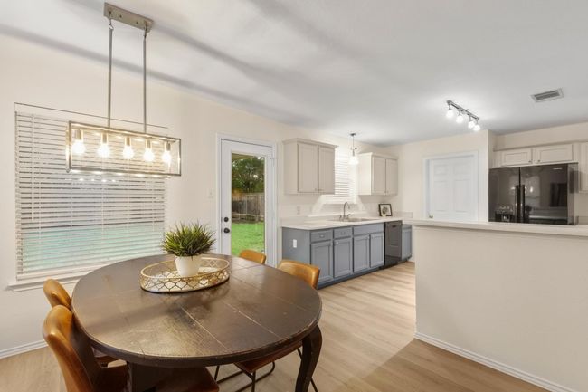 Nice open sight lines for entertaining | Image 10