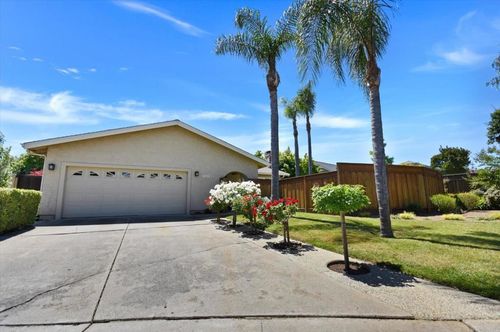 15135 La Rocca Ct, Morgan Hill, CA, 95037-5835 | Card Image