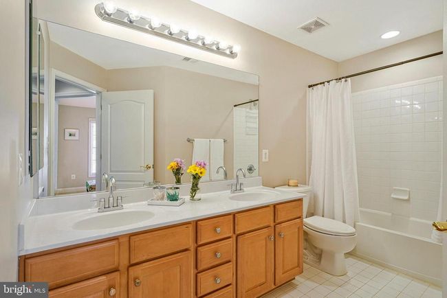 42076 Byrnes View Ter, Townhouse with 3 bedrooms, 4 bathrooms and null parking in ALDIE VA | Image 33