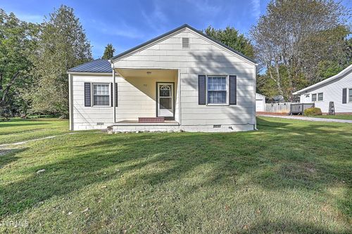 1712 Concord St, Johnson City, TN, 37604-7235 | Card Image