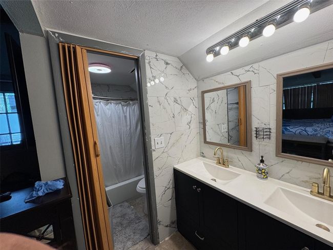 6709 Wood Branch Dr, House other with 4 bedrooms, 3 bathrooms and null parking in Tampa FL | Image 4