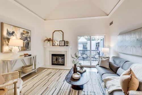 apt-308-3183 Wayside Plz, Walnut Creek, CA, 94597-2073 | Card Image