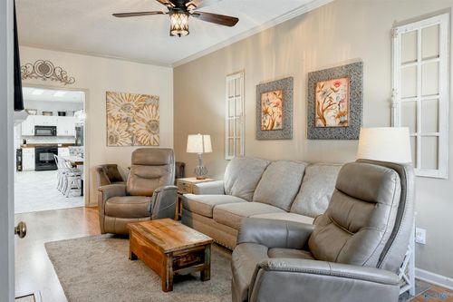 427 Bromwich St Sw, Decatur, AL, 35603-1937 | Card Image