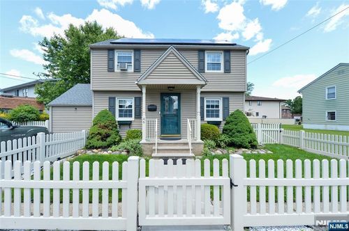 46 Park St, Little Ferry, NJ, 07643-1835 | Card Image