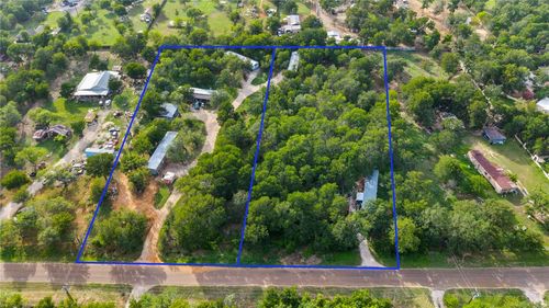 304 Artesian Dr, Cedar Creek, TX, 78612-2062 | Card Image