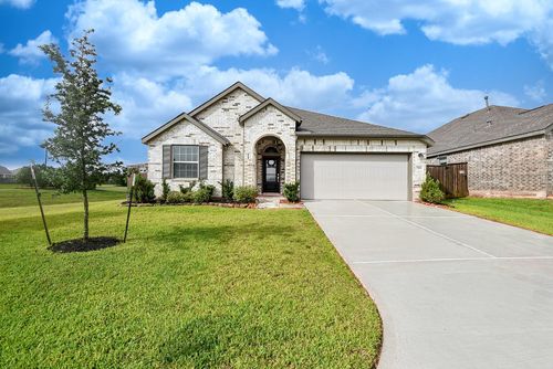 326 Stablebrook St, Magnolia, TX, 77354-7041 | Card Image