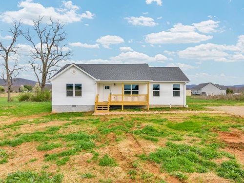 166 Plum Creek Road, Sparta, TN, 38583 | Card Image