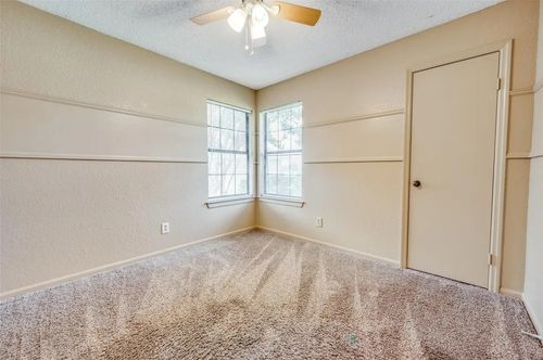 304 Mack Dr, Denton, TX, 76209-6312 | Card Image