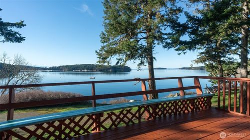24 Starboard Rd, Lopez Island, WA, 98261-8564 | Card Image