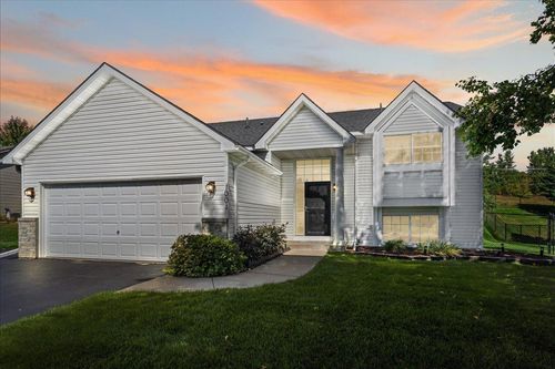 1001 Theresa Marie Dr, Elko New Market, MN, 55054-5426 | Card Image