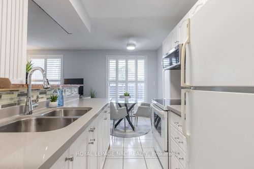 104-851 Queenston Rd, Stoney Creek, ON, L8G1B4 | Card Image