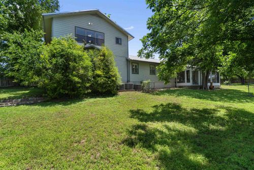 6448 River Oaks Dr, Kingsland, TX, 78639-4228 | Card Image