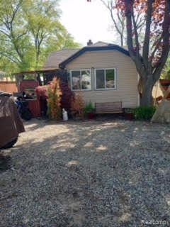 Fairfax St, Southfield, MI 48076