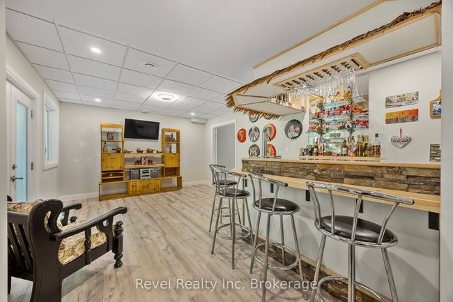 10 Musquake Crt, House other with 5 bedrooms, 4 bathrooms and 4 parking in Tiny ON | Image 28