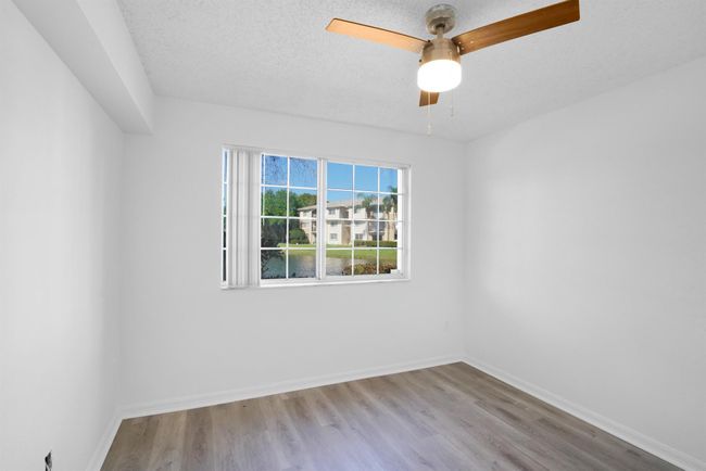 APT-902 - 900 Crestwood Ct S, Condo with 3 bedrooms, 2 bathrooms and null parking in Royal Palm Beach FL | Image 10