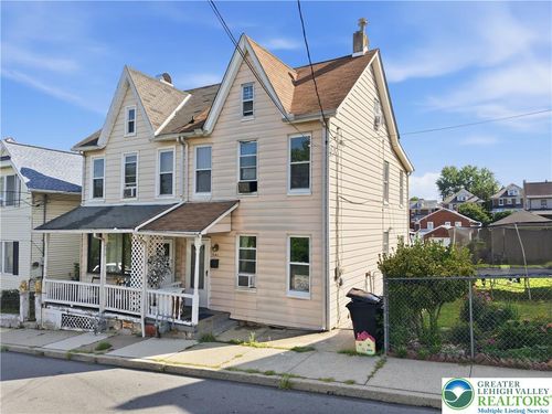 541 S Benner Ave, Fountain Hill, PA, 18015-4505 | Card Image