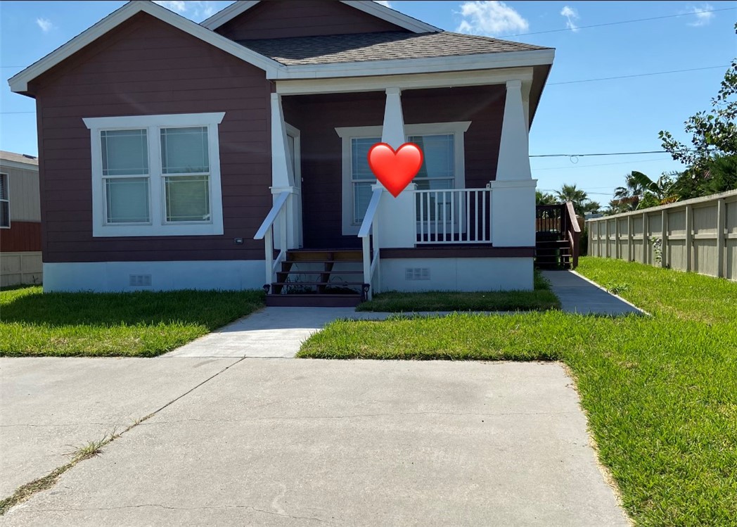 Tropical Breeze Ln, Aransas Pass, TX 78336