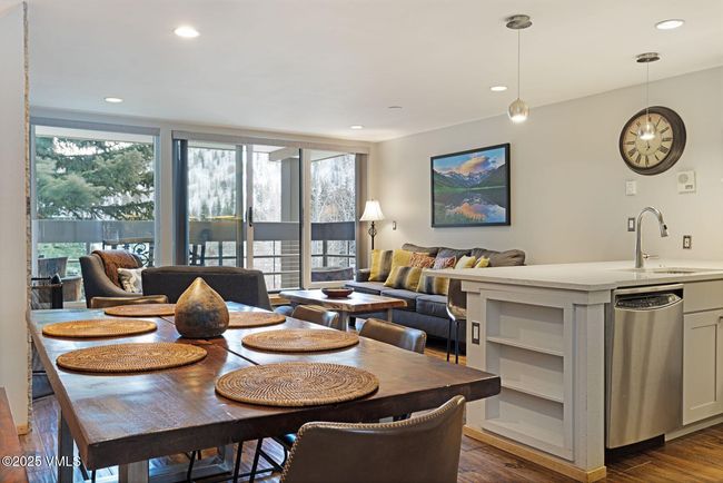 2311 - 1100 N Frontage Rd W, Condo with 2 bedrooms, 2 bathrooms and null parking in Vail CO | Image 8