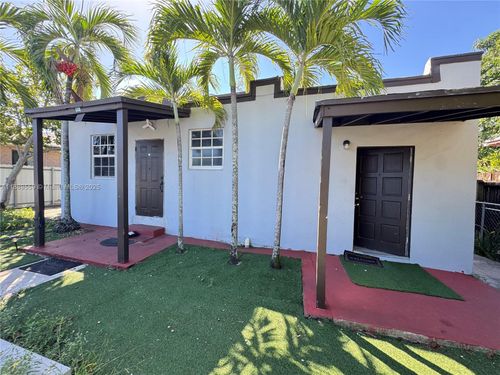 276 E 12th St, Hialeah, FL, 33010-3506 | Card Image