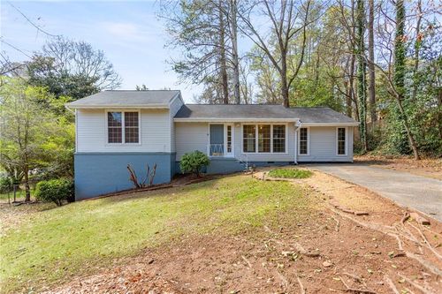 2866 Highland Dr Se, Smyrna, GA, 30080-3728 | Card Image