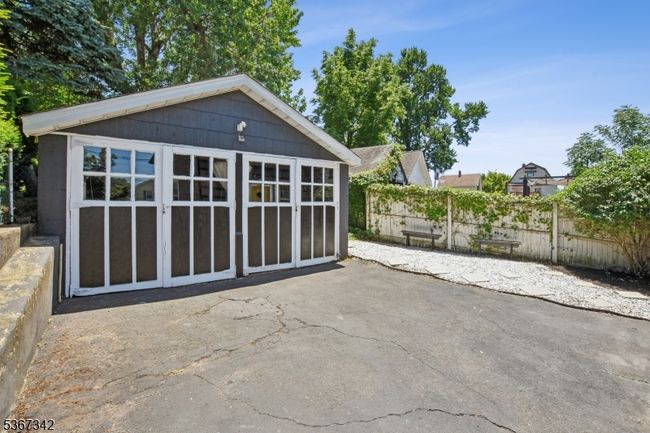 99 E Passaic Ave, Home with 4 bedrooms, 2 bathrooms and null parking in Bloomfield NJ | Image 32