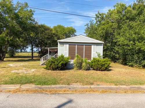 1304 S Beaton St, Corsicana, TX, 75110-8012 | Card Image