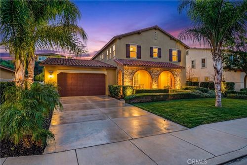 32585 Presidio Hills Ln, Winchester, CA, 92596-8433 | Card Image