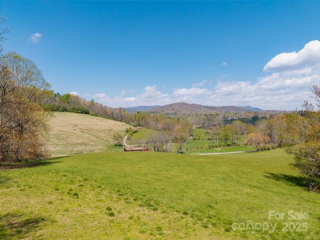 435 Upper Glady Fork Rd, House other with 2 bedrooms, 2 bathrooms and null parking in Candler NC | Image 28