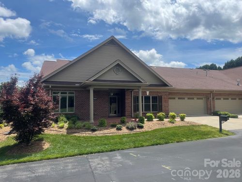 473 26th Avenue Ne, Hickory, NC, 28601 | Card Image