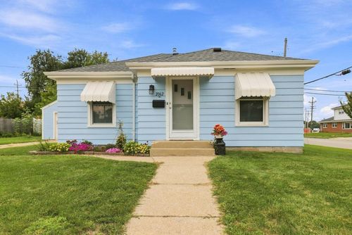 2062 Shoop Street, RACINE, WI, 53404 | Card Image