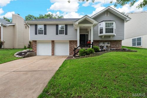 2454 Maple Crossing Drive, Wildwood, MO, 63011 | Card Image