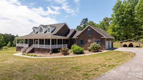 7008 Peyronel St, Connelly Springs, NC, 28612-8306 | Card Image