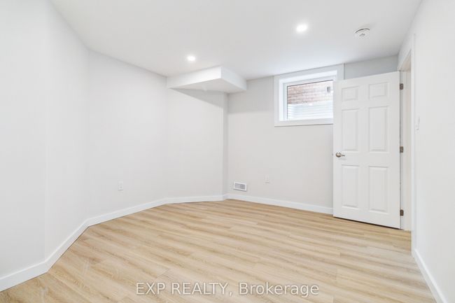 BASMT - 397 Scott Blvd, House other with 2 bedrooms, 1 bathrooms and 1 parking in Milton ON | Image 13