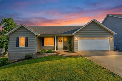 191 Eastgate Dr, Morgantown, WV, 26508-5938 | Card Image