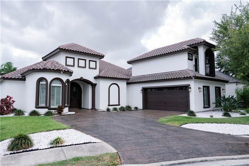 611 S 1st Ln, Mcallen, TX, 78501-1126 | Card Image