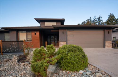 6400 Nevilane Dr, Duncan, BC, V9L5S6 | Card Image