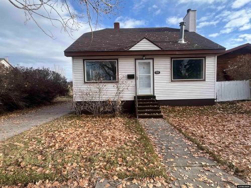 612 Sage St, Evanston, WY, 82930-3555 | Card Image