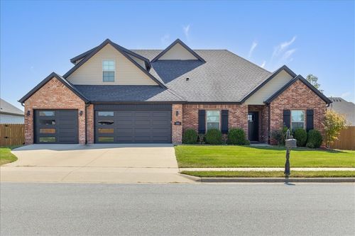 701 Joshua Pass, Centerton, AR, 72719-4009 | Card Image
