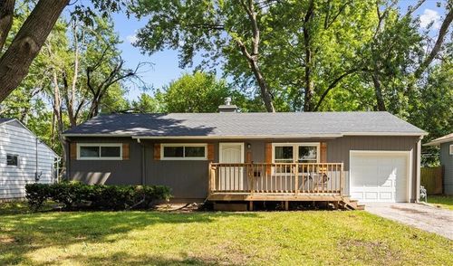 7513 E 111th Ter, Kansas City, MO, 64134-2928 | Card Image