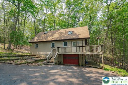 115 Lookout Ct, East Stroudsburg, PA, 18302-8848 | Card Image