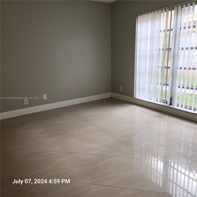 APT-11C - 4513 Treehouse Ln, Condo with 2 bedrooms, 1 bathrooms and null parking in Tamarac FL | Image 17